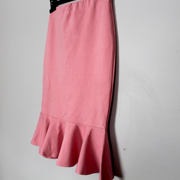 Pencil Skirt - Picture 2 of 4